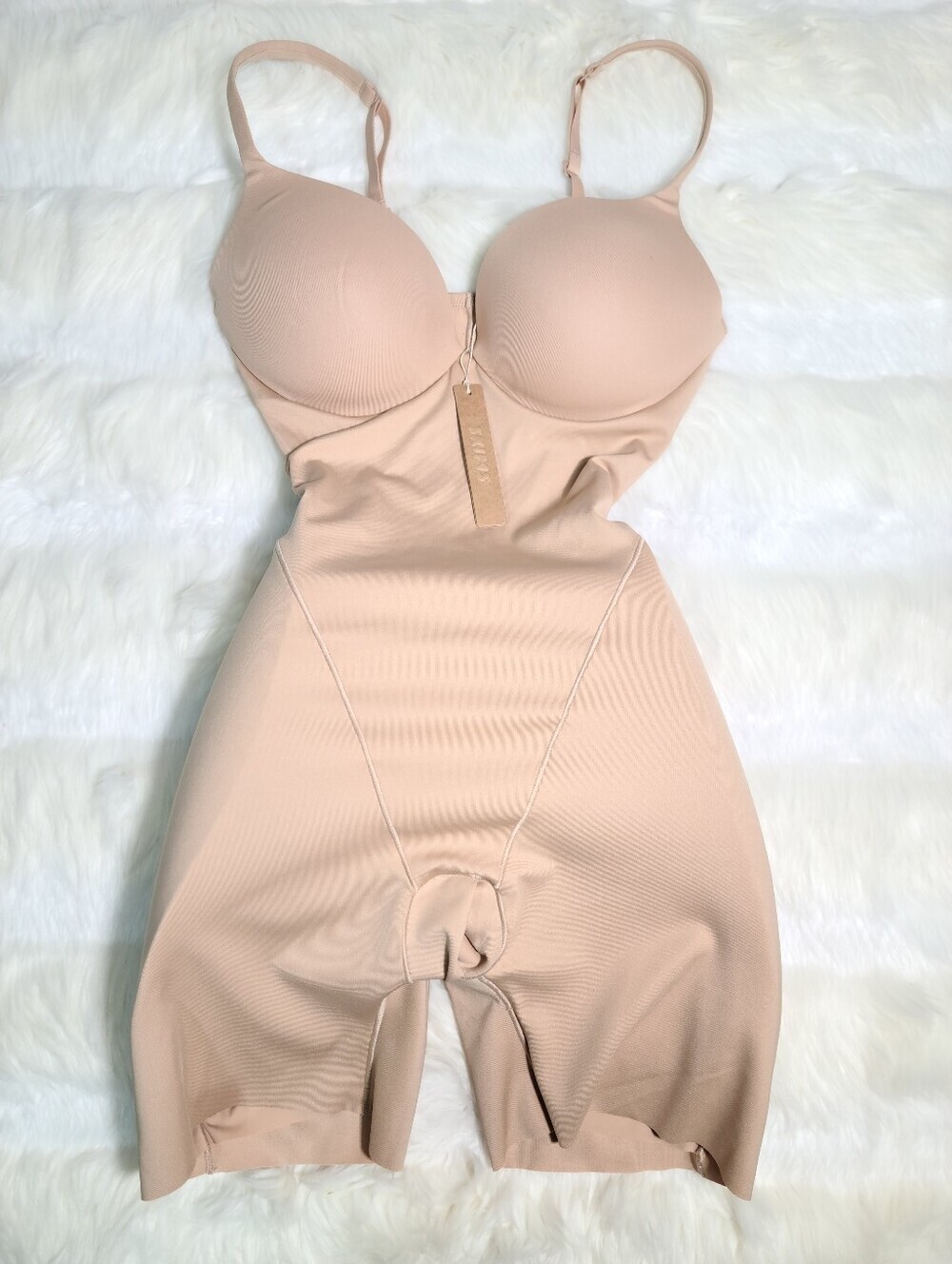 SKIMS Ultimate Body Butt And Hip Pad Mid Thigh Bodysuit Cream Clay Small NEW